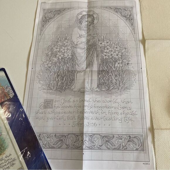 Leisure Arts JOHN 3:16 Praying Hands Counted Cross Stitch Kit 114912 Easter - Picture 8 of 10